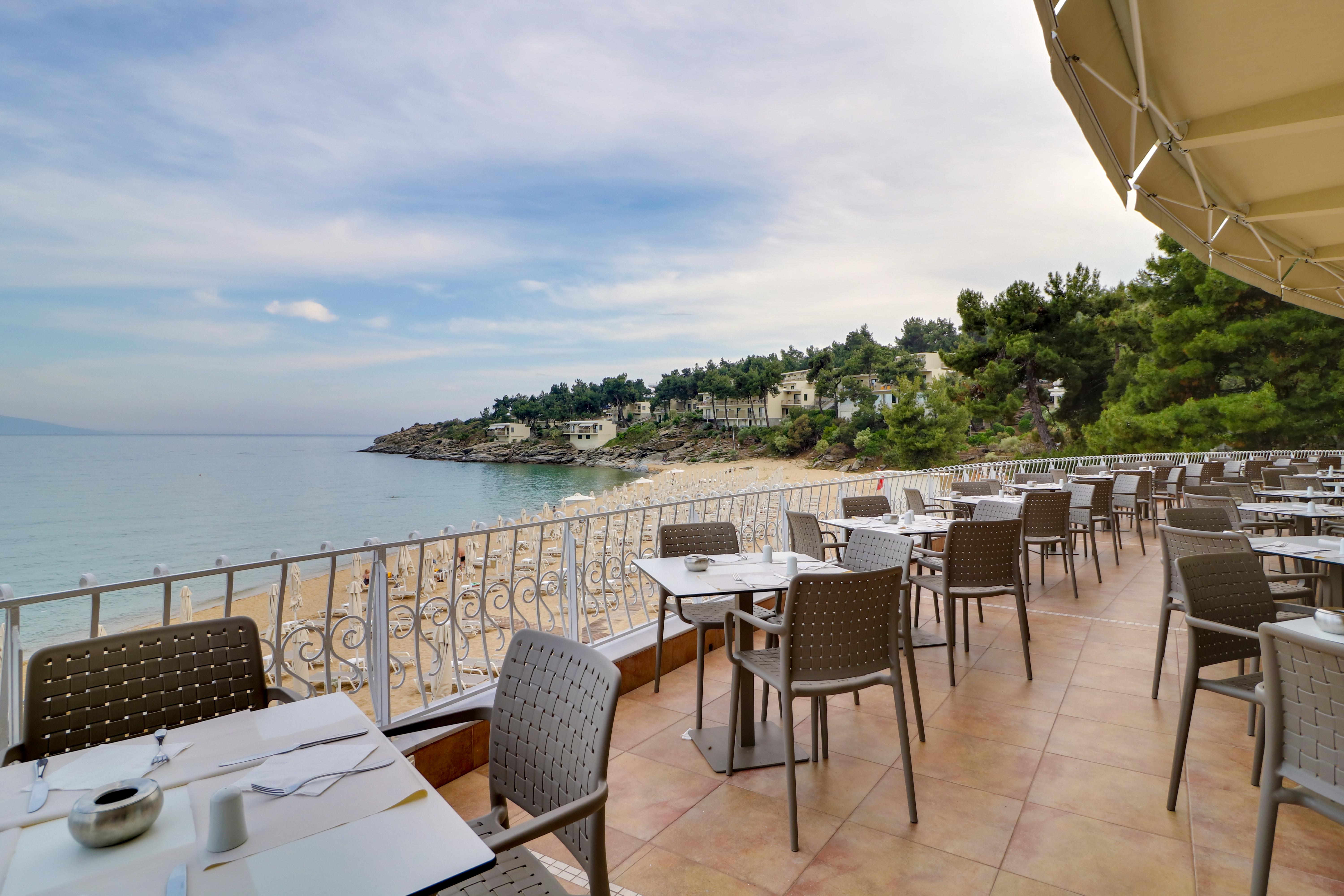 Tosca Beach Hotel Palaiontsiflikion Luaran gambar